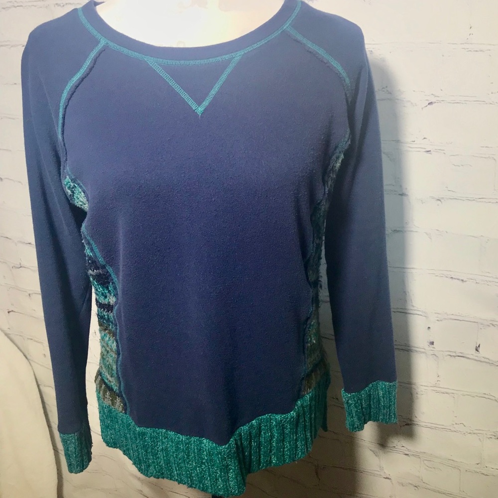 Ruby Moon Sweatshirt / Sweater; Small